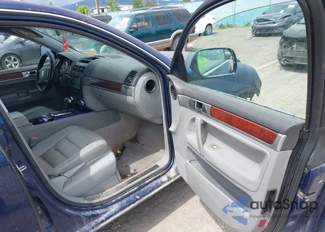 2004 Volkswagen Touareg V6 из США, поврежденный, VIN WVGBC67L74D022414